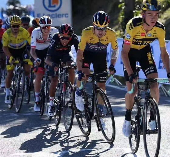 Nacer Bouhanni fue hospitalizado con una columna cervical fracturada